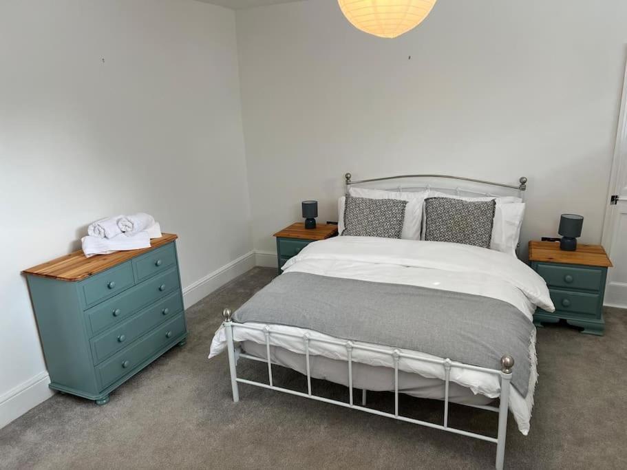 2 Bedroom Cottage In Old Town Swindon Luaran gambar