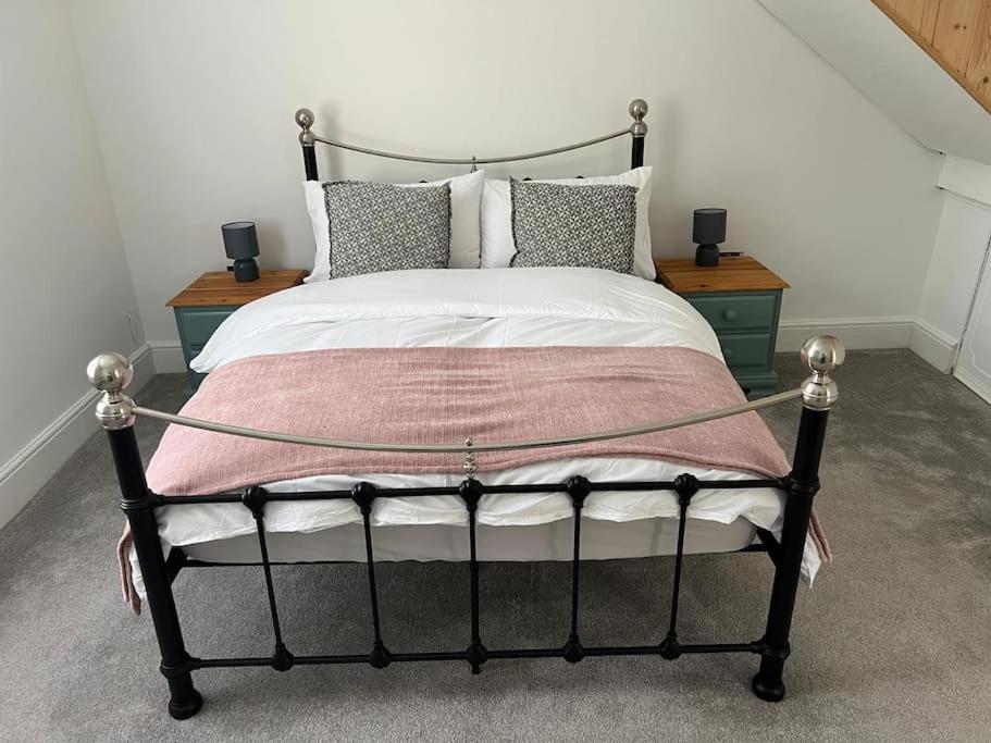 2 Bedroom Cottage In Old Town Swindon Luaran gambar